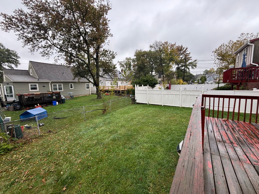 Building Photo - 577 Berlant Ave