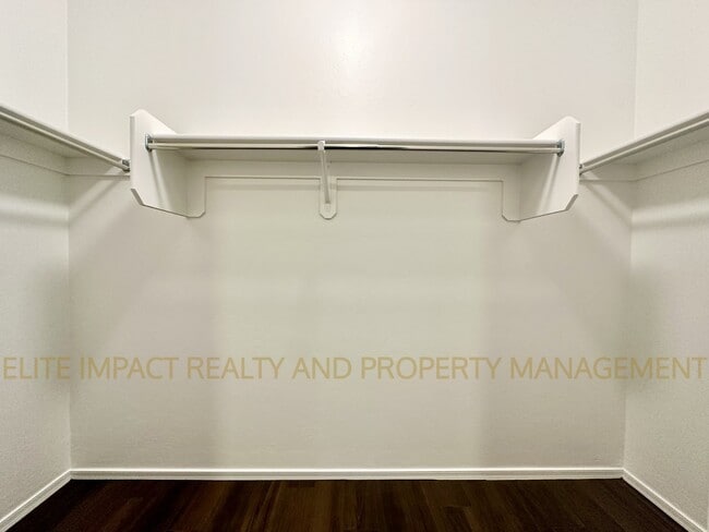 Building Photo - 6514 E Via Arroyo Azul