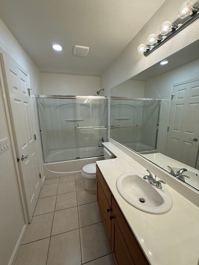Building Photo - 505 Flora Spring Ct