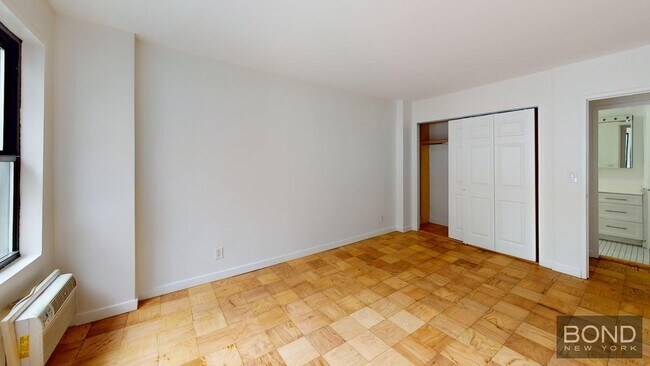 Building Photo - 236 E 36th St