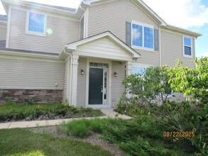 Building Photo - 410 S Jade Ln
