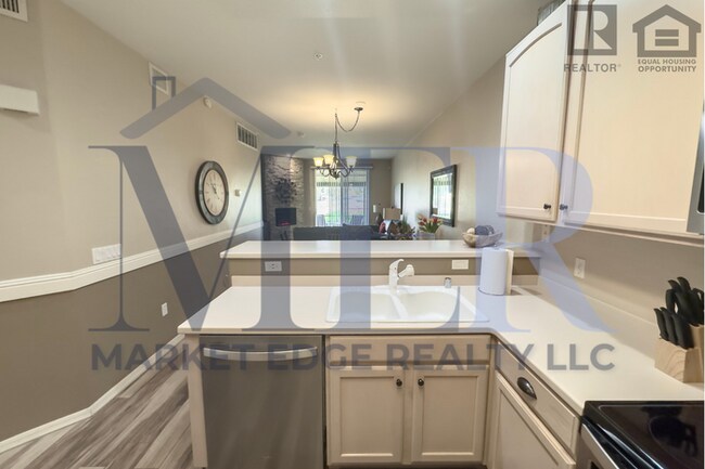 Building Photo - 2Bed/2Bath Furnished Condo in Superstition Springs -- Golf Course Views! -- Mesa, AZ!