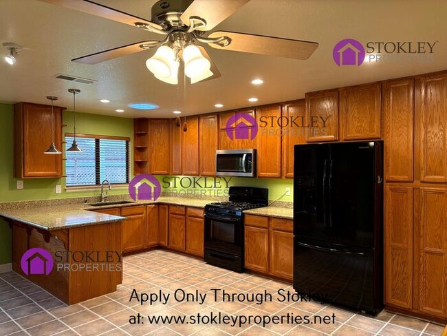 Building Photo - 1852 Olympic Dr