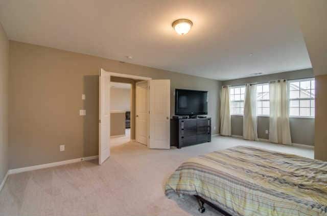 Building Photo - 3 bedroom, 2.5 bath home in Bent Creek