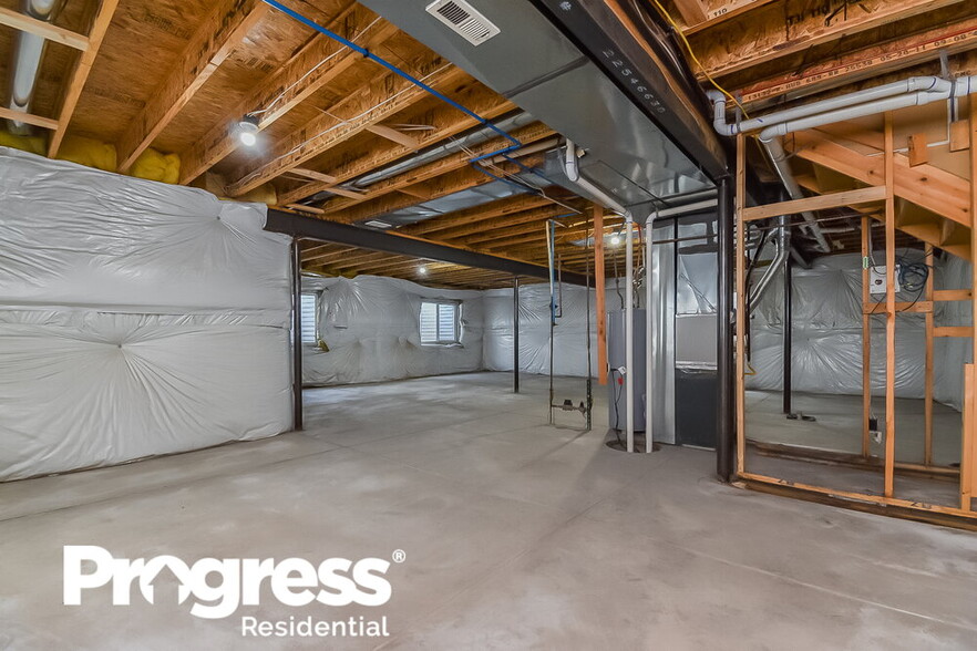 Building Photo - 2370 Spring Blossom Dr
