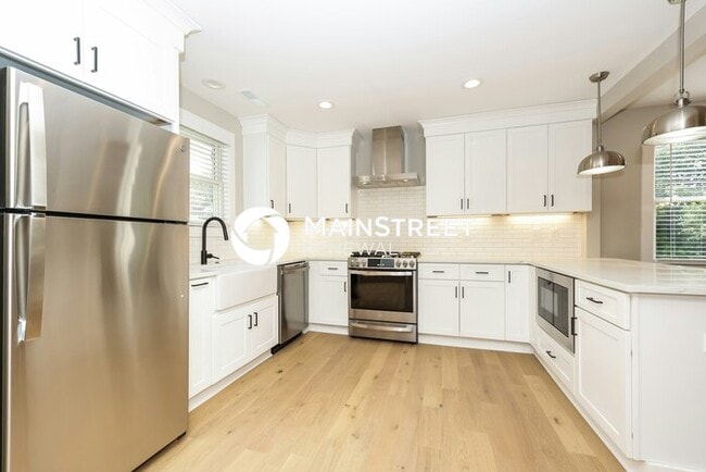 Building Photo - 3 Bedroom Pet-Friendly Home in Nashville, ...