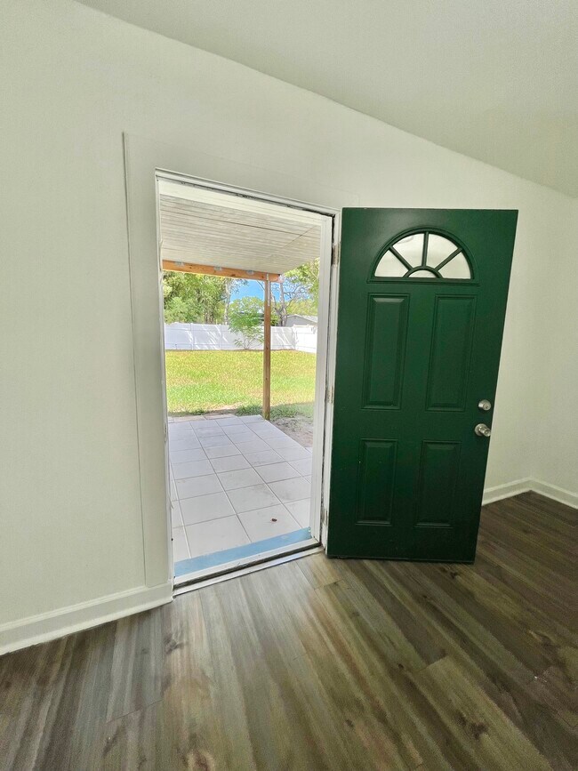 Building Photo - 4243 Deltona Blvd