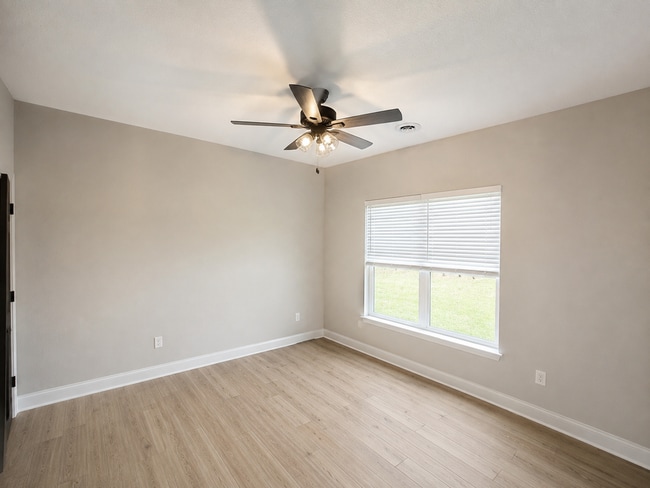 Building Photo - Pet-Friendly 3-Bedroom Home in Mill Creek
