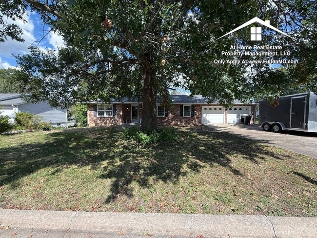 Primary Photo - 511 Kleewood Dr