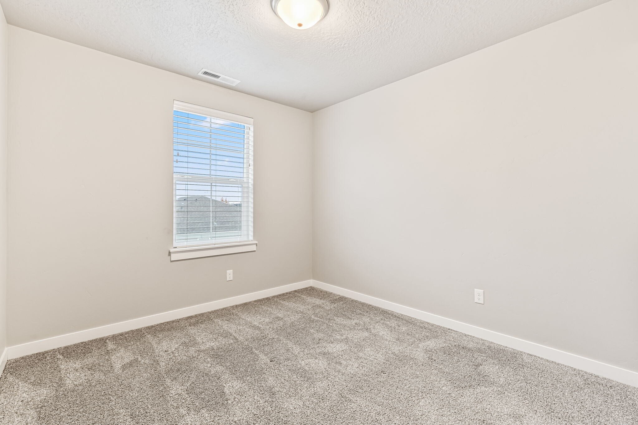 Building Photo - 2169 S Hills Ave