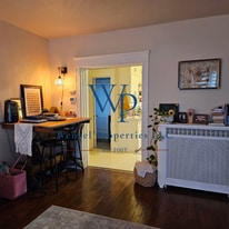 Building Photo - 1215 Marshall St