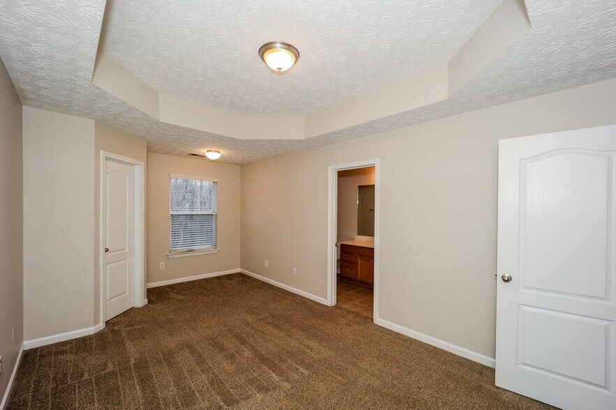 Building Photo - 2344 Bigwood Trail