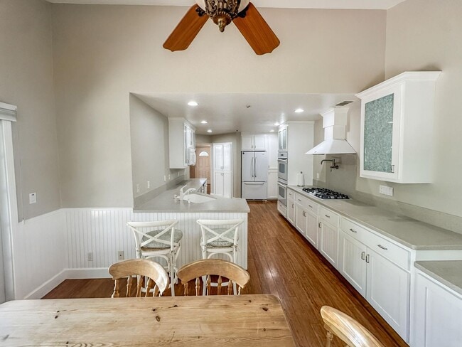 Building Photo - Elegant & Spacious 3BD Home | Pool Access,...