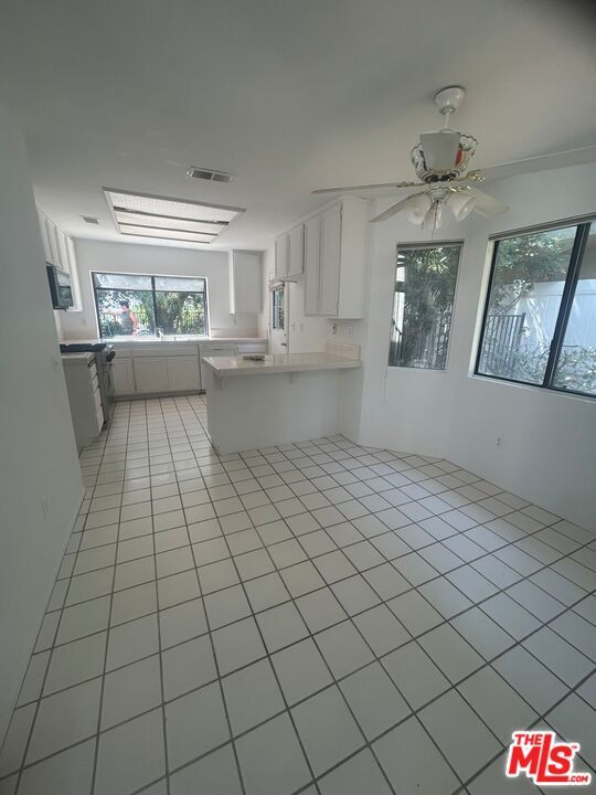 Building Photo - 523 Park Springs Ct