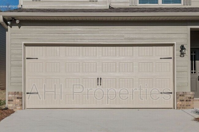 Building Photo - 3535 Misty Hollow Dr