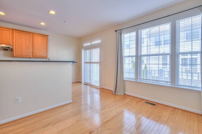 Building Photo - 2137 Darcy Green Pl