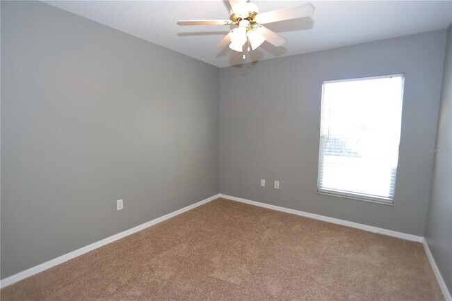 Building Photo - 5826 Tanagerlake Rd