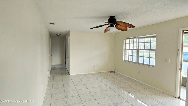 Building Photo - 2545 Via Vittoria Ct