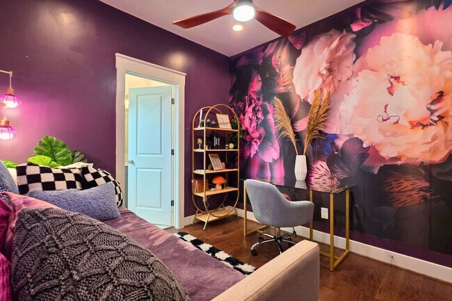 Building Photo - 5342 Donovan Gdns Ln