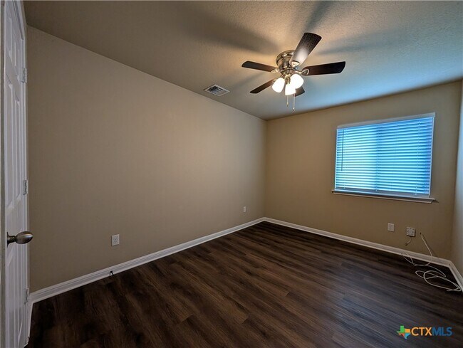 Building Photo - 2587 Diamondback Trail