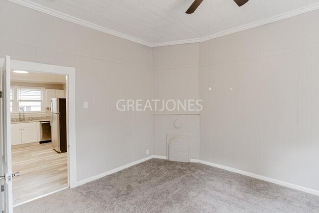 Building Photo - Charming 2 bedroom home in Anderson!