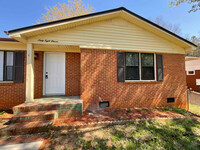 Building Photo - 6811 Fieldvale Pl