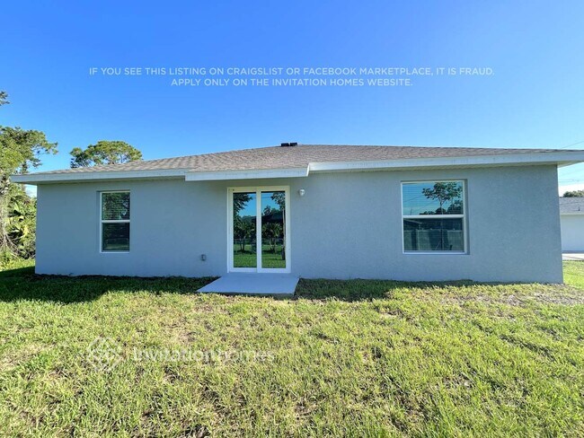Building Photo - 21519 Quesada Ave