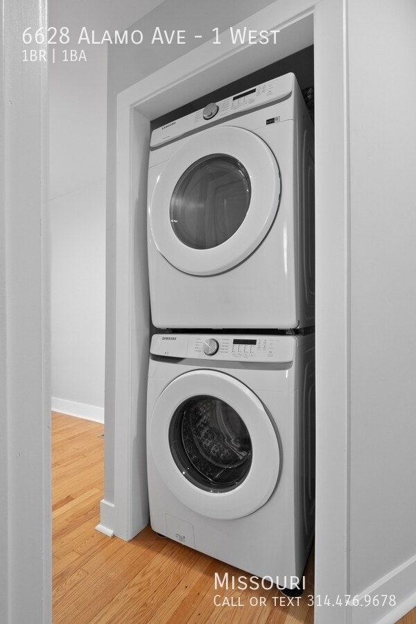 Building Photo - 6628 Alamo Ave