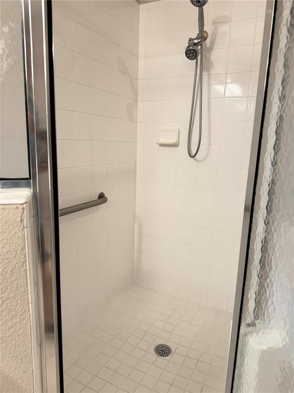 Building Photo - 417 Lake Butler Dr