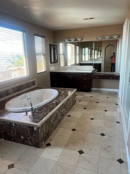 Building Photo - 16969 Old Lake Rd