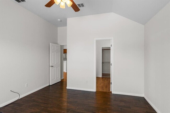 Building Photo - 12920 Snow Ln