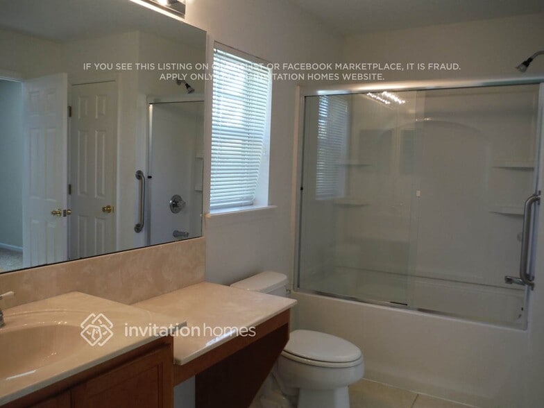 Building Photo - 12341 Deersong Dr