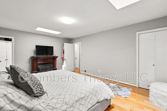 Building Photo - 7713 Arrowood Ct