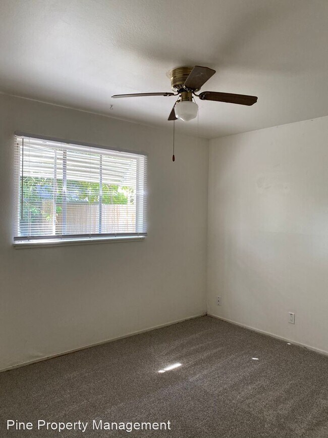 Building Photo - 3 br, 1 bath House - 2174 Paris Avenue