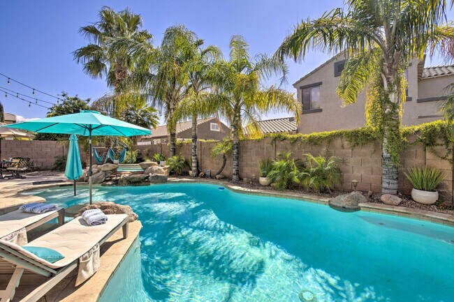 Building Photo - 3759 E Fruitvale Ave