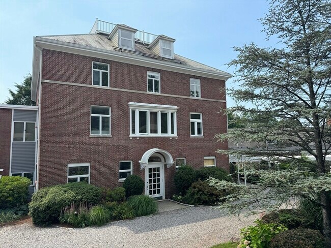 Building Photo - 46 Ober Rd