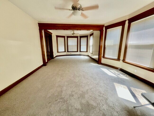 Building Photo - 360 Sherman Ave