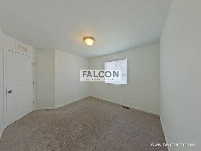 Building Photo - 10512 Castor Dr