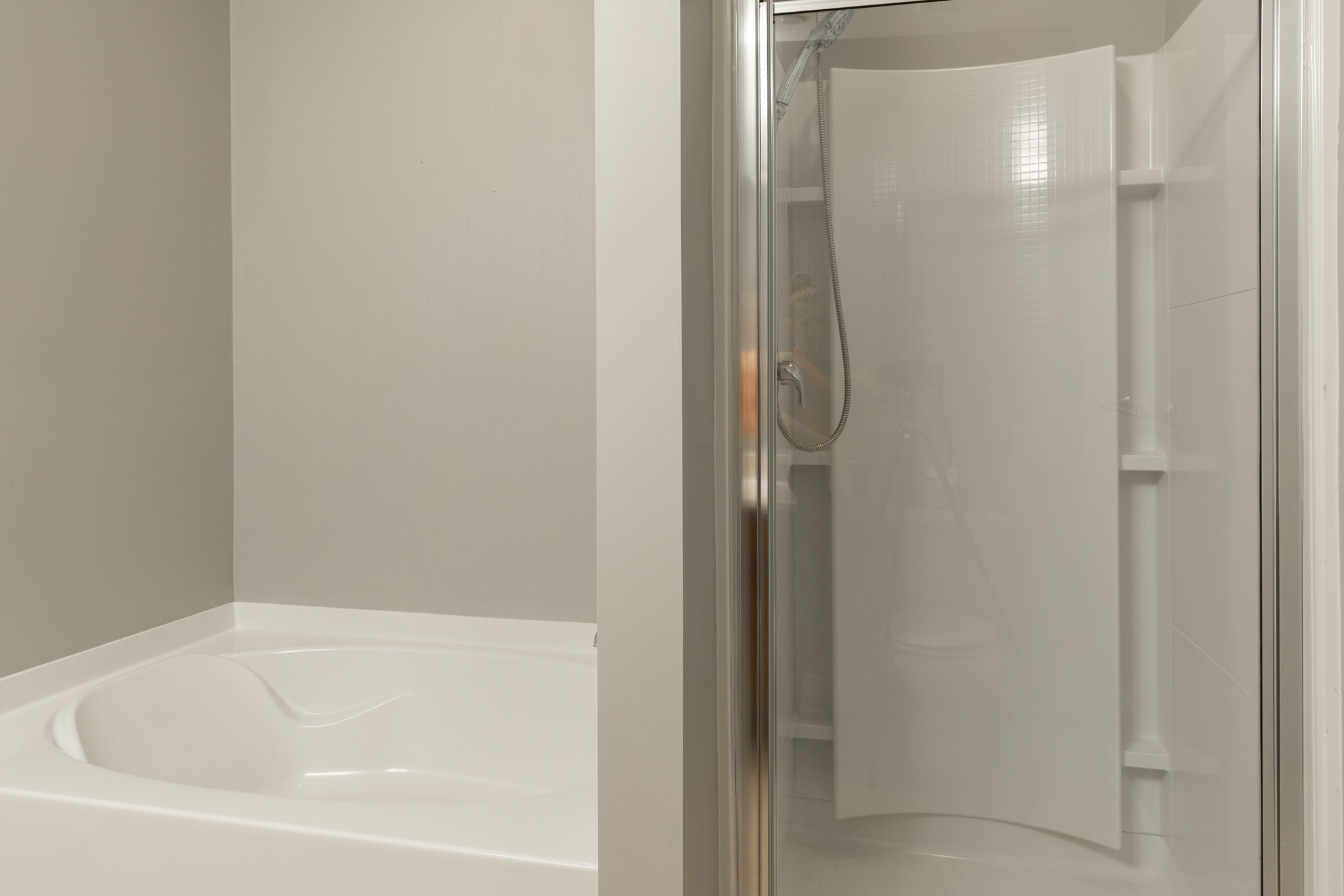 Bathroom Ensuite - 644 Pemberton Dr