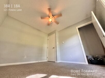 Building Photo - 121 Fonda Ln