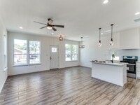 Building Photo - 1610 Life Ave