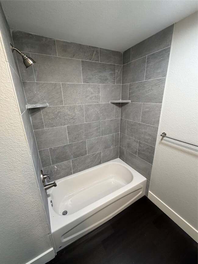 Building Photo - 8922 Allwood St