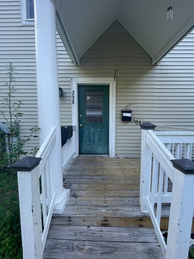 Building Photo - 230/232 Brookridge Rd.