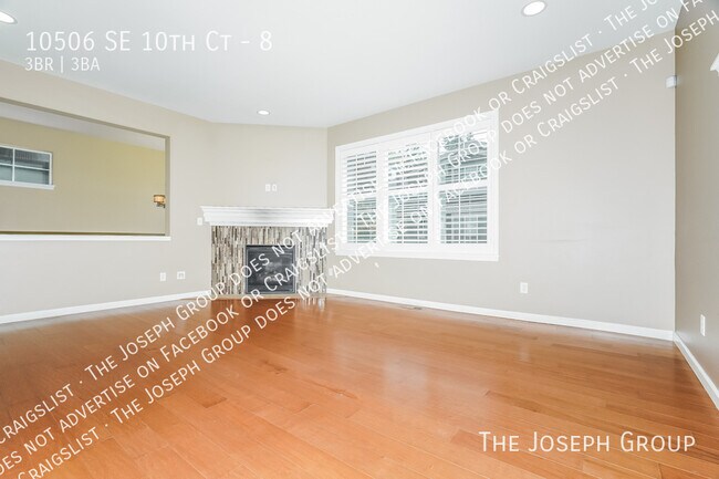 Building Photo - 10506 SE 10th Ct