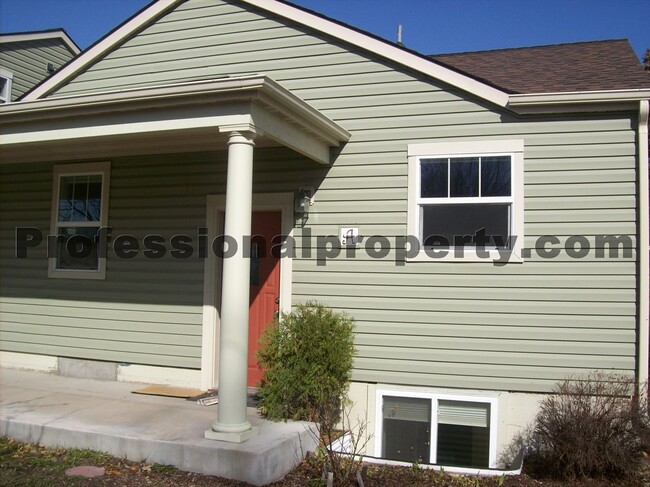 Building Photo - FOU1242