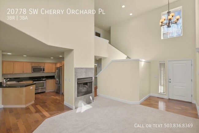 Building Photo - Upscale Townhome in Sherwood