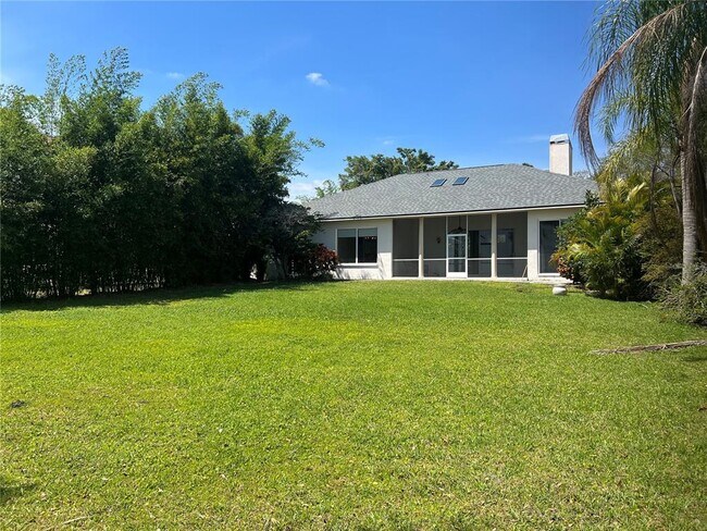 Building Photo - 2910 Philippe Pkwy