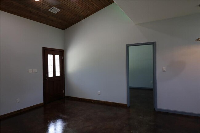 Building Photo - 8302 Park St