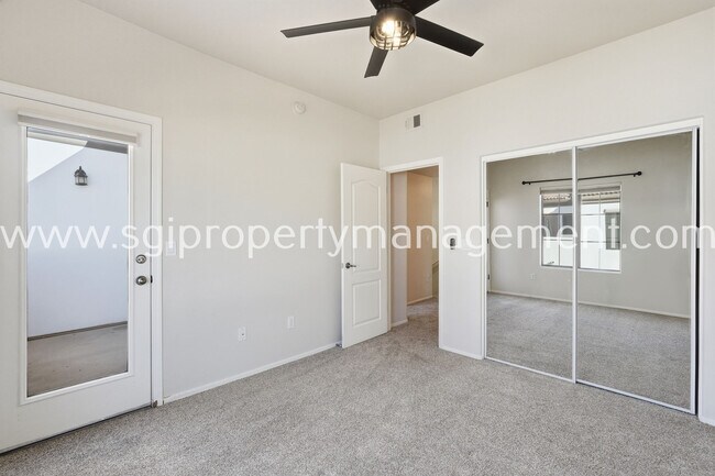 Building Photo - 3150 E Beardsley Rd