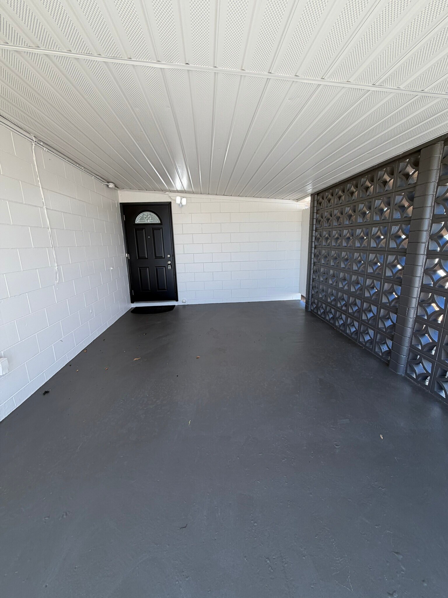 Building Photo - 268 2nd St